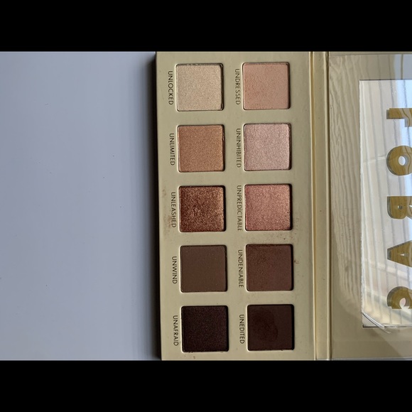 Lorac Gold Palette - Picture 2 of 2